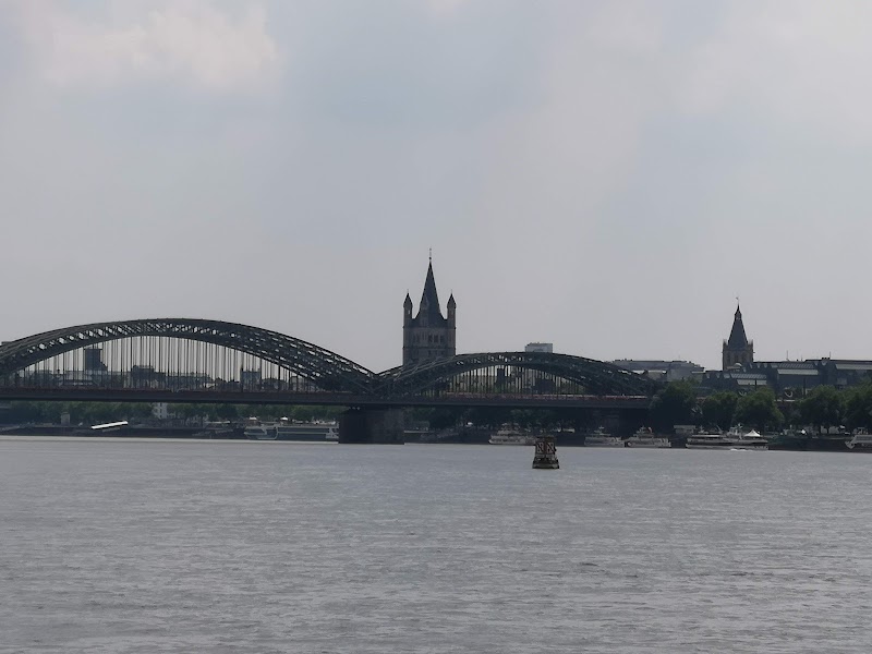 Rheinparkweg 1 - Rheinparkweg 1, 50679 Köln, Germany