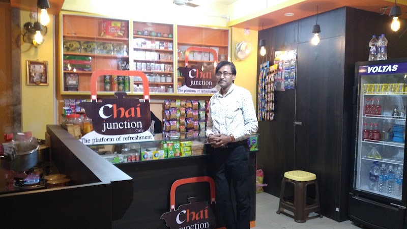 Chai Junction - Chai Junction Agarsen Bhawan, gali, gurudwara rd, beside HimHuHum Time readymade, Khalifabagh Chowk, Shah Market, Bhagalpur, Bihar 812002, India