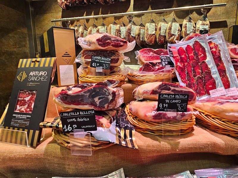 Mercat del Poblenou - Mercat del Poblenou Plaça de la Unió, 25, Sant Martí, 08005 Barcelona, Spain