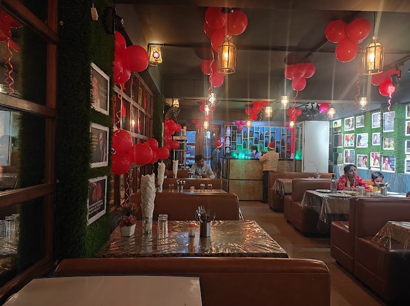 Balle Balle Dhaba - Balle Balle Dhaba, Arpa Complex, CMD Chowk, opp. Nava Bharat Press, Bilaspur, Telipara, Chhattisgarh 495004, India