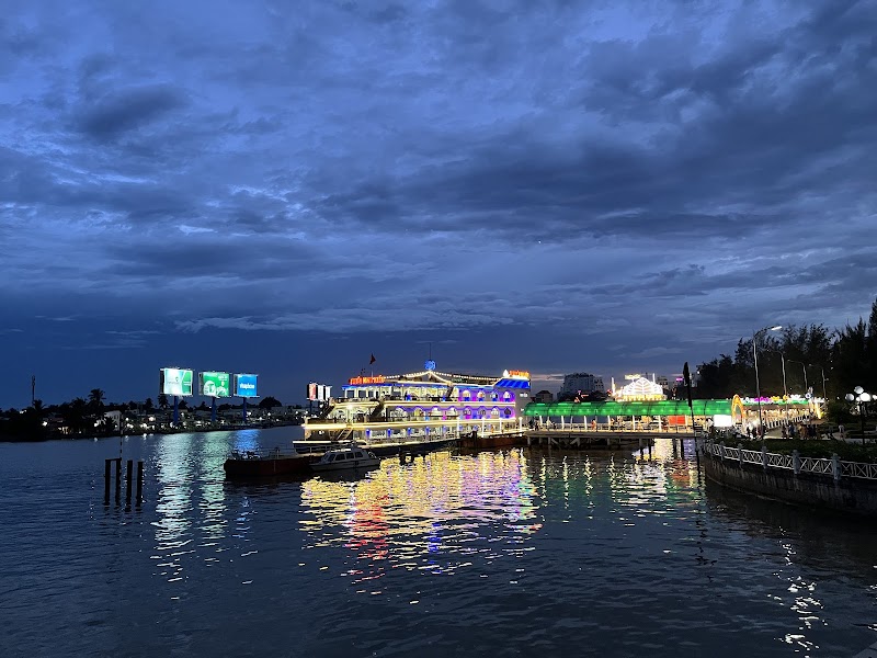 Ninh Kieu Wharf - Ninh Kieu Wharf, 106 Đ. Hai Bà Trưng, Ninh Kiều, Cần Thơ, Vietnam