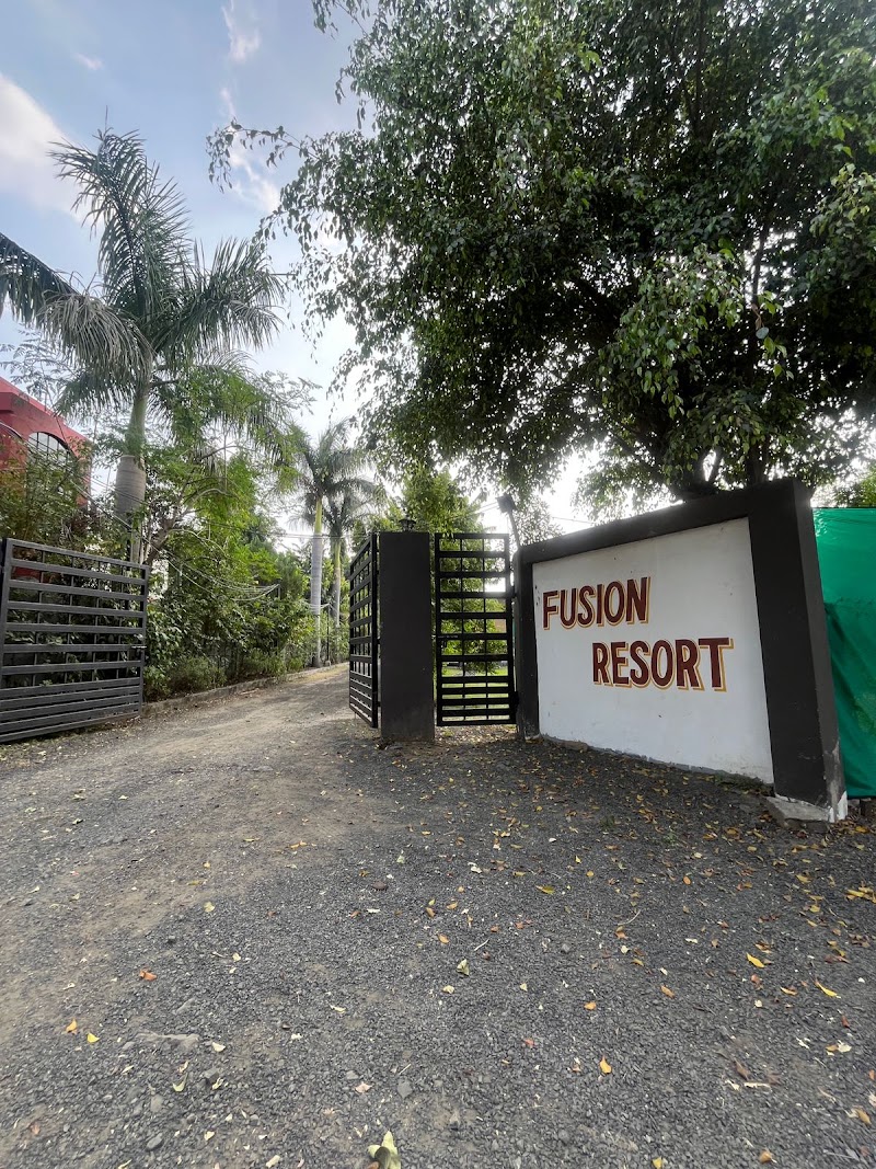 Fusion Resort - Fusion Resort Sanwer, Indore - Ujjain Rd, near Shishu Kunj School, Barodiya Ema, Indore, Madhya Pradesh 453551, India