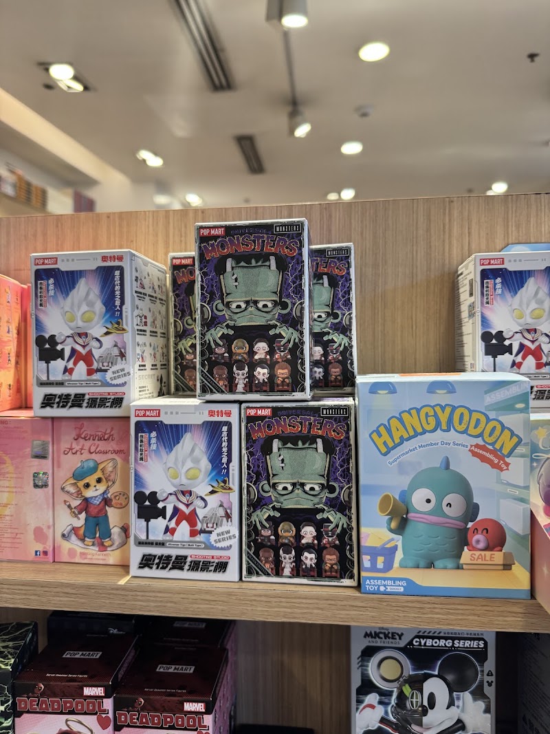 Fully Booked - Fully Booked L5, The, SM City North EDSA, Epifanio de los Santos Ave, Quezon City, 1105 Metro Manila, Philippines