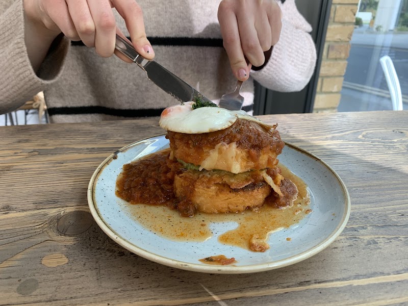 Little Hudson Cafe - Little Hudson Cafe 4 Starboard Way, London E16 2PF, UK