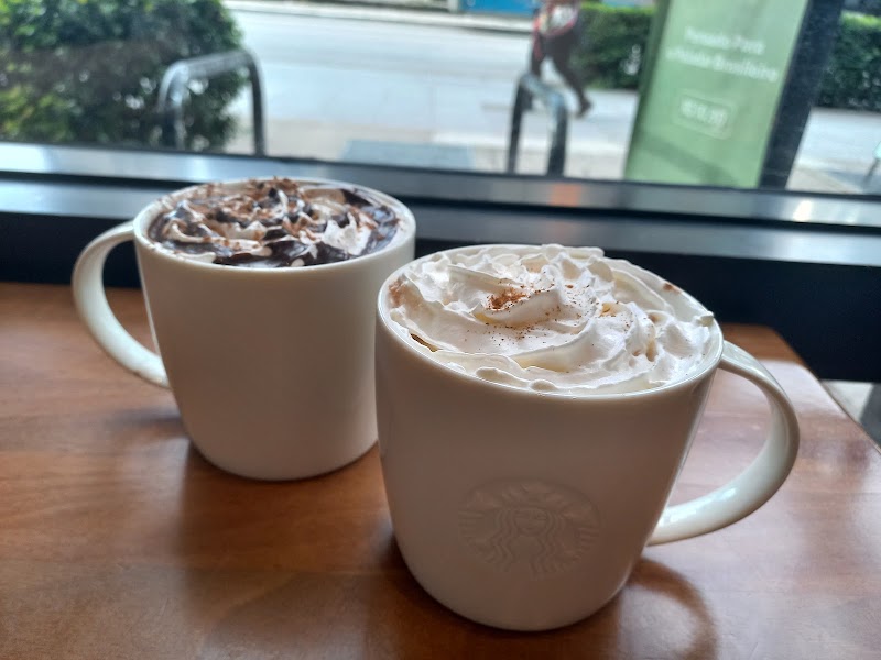 Starbucks - Starbucks, R. Gomes de Carvalho, 1740 - Loja 6 - Vila Olímpia, São Paulo - SP, 04547-006, Brazil
