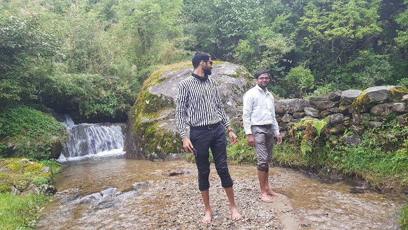 Maheswar Kund - Maheswar Kund, 36JH+36M, Munsyari, Uttarakhand 262554, India