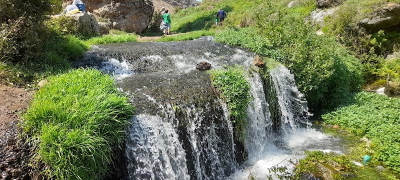Vila Darre Waterfall - Vila Darre Waterfall, Vila Darre, Ardabil-Arjestan-Sarein Road, 53G4+PWV, Iran