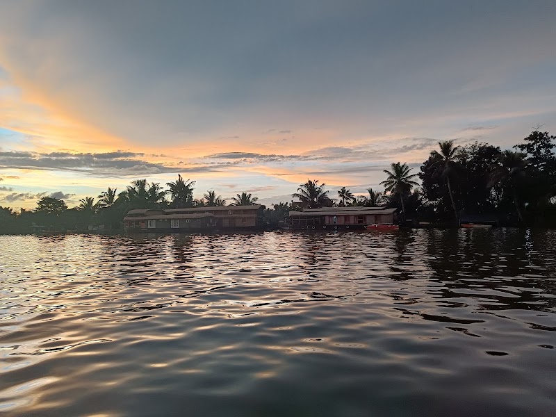 The Great Backwaters - The Great Backwaters G9G5+95J, Lake, Punnamada, Vembanad, Aryad South, Kerala 688006, India