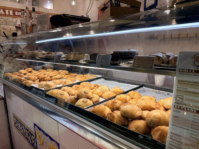 Sfogliate e Sfogliatelle - Sfogliate e Sfogliatelle, Via S. Gregorio Armeno, 24, 80138 Napoli NA, Italy