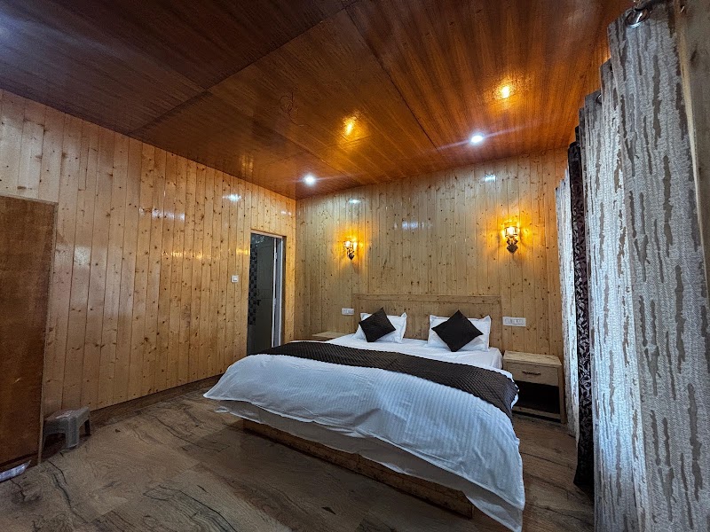 Orchard View HomeStay Bagori village Harshil - Orchard View HomeStay Bagori village Harshil, 2PQV+HWR, Harsil, Uttarakhand 249135, India