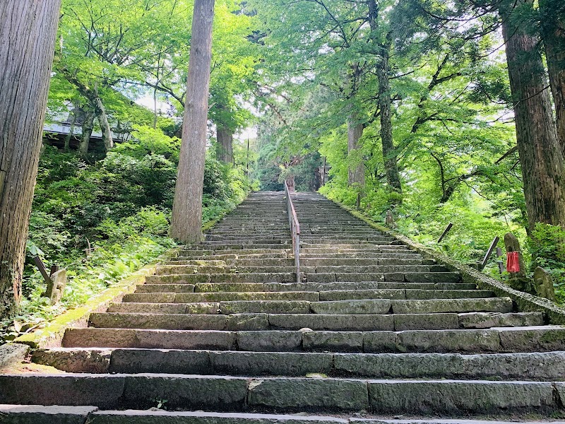 Daisenji Temple - Daisenji Temple, 9 Daisen, Saihaku District, Tottori 689-3318, Japan