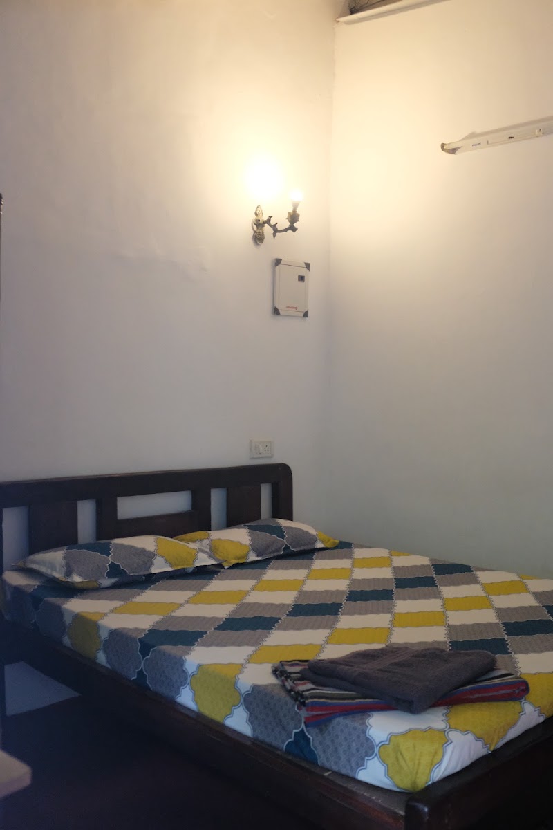 Villa Khatun Guest House - Villa Khatun Guest House Mala Portias Near Bambolkar Building, Chemist, opposite Cleona, Altinho, Panaji, Goa 403001, India