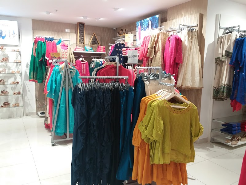 Max - Max No Tc 5/3242, 1st Flr, QRS, Super Centre, Gowari Nagar, Sreekaryam, Thiruvananthapuram, Kerala 695011, India