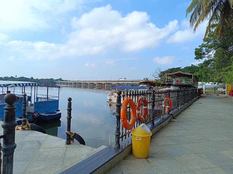 Chunnambar Boat House - Chunnambar Boat House VQPX+5WP Chunnambar River, National Highway, 45A, Nonankuppam, Puducherry 605007, India