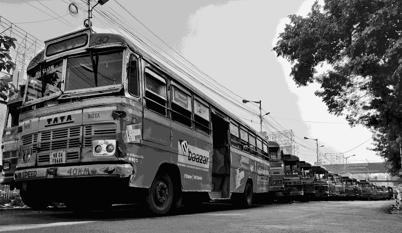 Dhakuria Bus Stand - Dhakuria Bus Stand, Gariahat Rd, Jodhpur Park, Kolkata, West Bengal 700031, India
