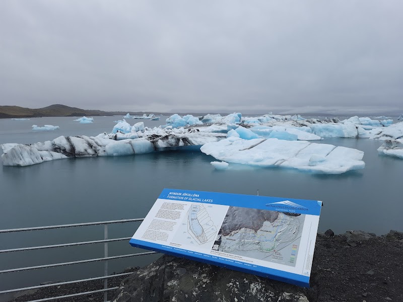 Viewpoint over Jökulsárlón - Viewpoint over Jökulsárlón Unnamed Road, 781, Iceland