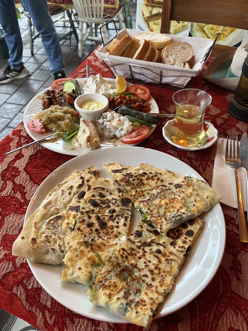Old Balat Cafe & kitchen - Old Balat Cafe & kitchen, Balat, Vodina Cd. No:56, 34087 Fatih/İstanbul, Türkiye
