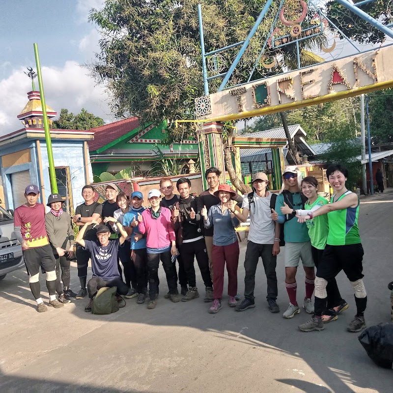 PT. Lombok Trekking Travel Service - PT. Lombok Trekking Travel Service, Perum. Impian Sejahtera Blok A No. 4, Jl. Merdeka Raya , Karang Pule, Jempong Baru, Kec. Mataram, Kota Mataram, Nusa Tenggara Bar. 83235, Indonesia