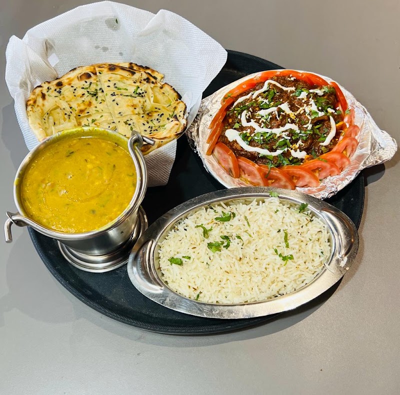 Eat & Meet family restaurant (Chinese&fancydosa&Punjabi) - Eat & Meet family restaurant (Chinese&fancydosa&Punjabi), Kevdi Falia, Chala, Dabhel, Vapi, Gujarat 396191, India