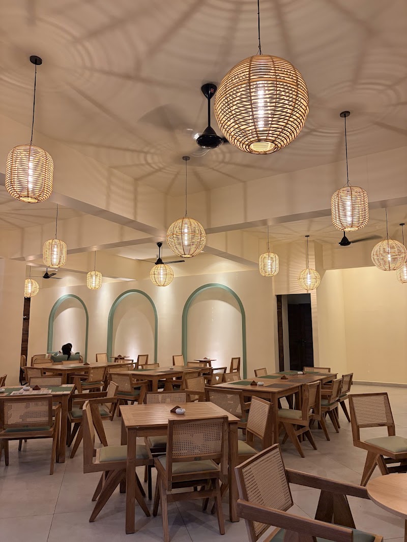 Kingfisher Beach Restaurant - Kingfisher Beach Restaurant Sri Lanka, Unawatuna, Welladewala Road 14