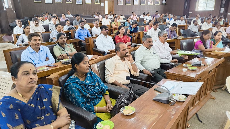 DC Office, Mandya - DC Office, Mandya, Park Road 2, PES College Campus, near District Court, PES College Campus, Mandya, Karnataka 571401, India