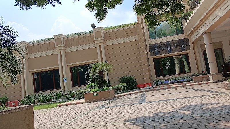 Lutyens' Hotels - Lutyens Hotels, 222/223, Mehrauli-Gurgaon Rd, New Manglapuri, Sultanpur, New Delhi, Delhi 110030, India