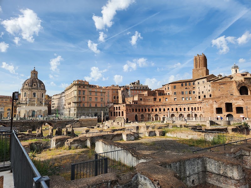 Tarpeian Belvedere - Tarpeian Belvedere Via Monte Tarpeo, 42, 00186 Roma RM, Italy