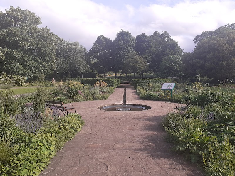Victoria Park Old English Garden - Victoria Park Old English Garden, Grove Rd., Bow, London E3 5TB, UK