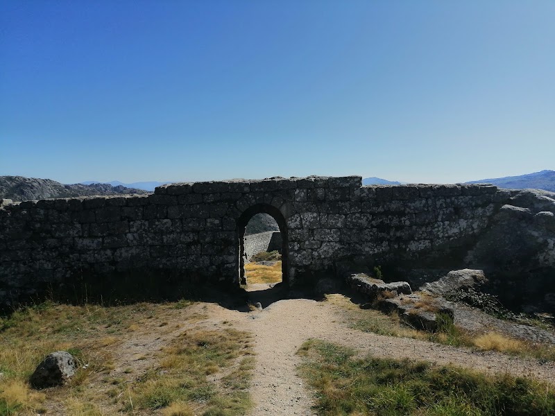 Castelo de Castro Laboreiro - Castelo de Castro Laboreiro EM1160, Castro Laboreiro, Portugal