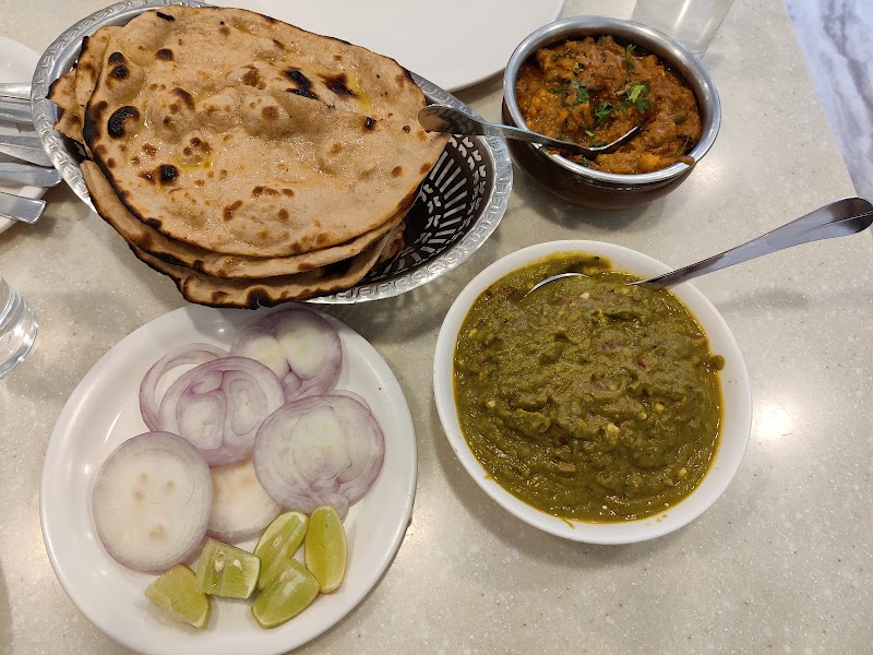 Nandan Pure Veg Restaurant - Nandan Pure Veg Restaurant Dr Atmaram Borkar Rd, Altinho, Panaji, Goa 403001, India