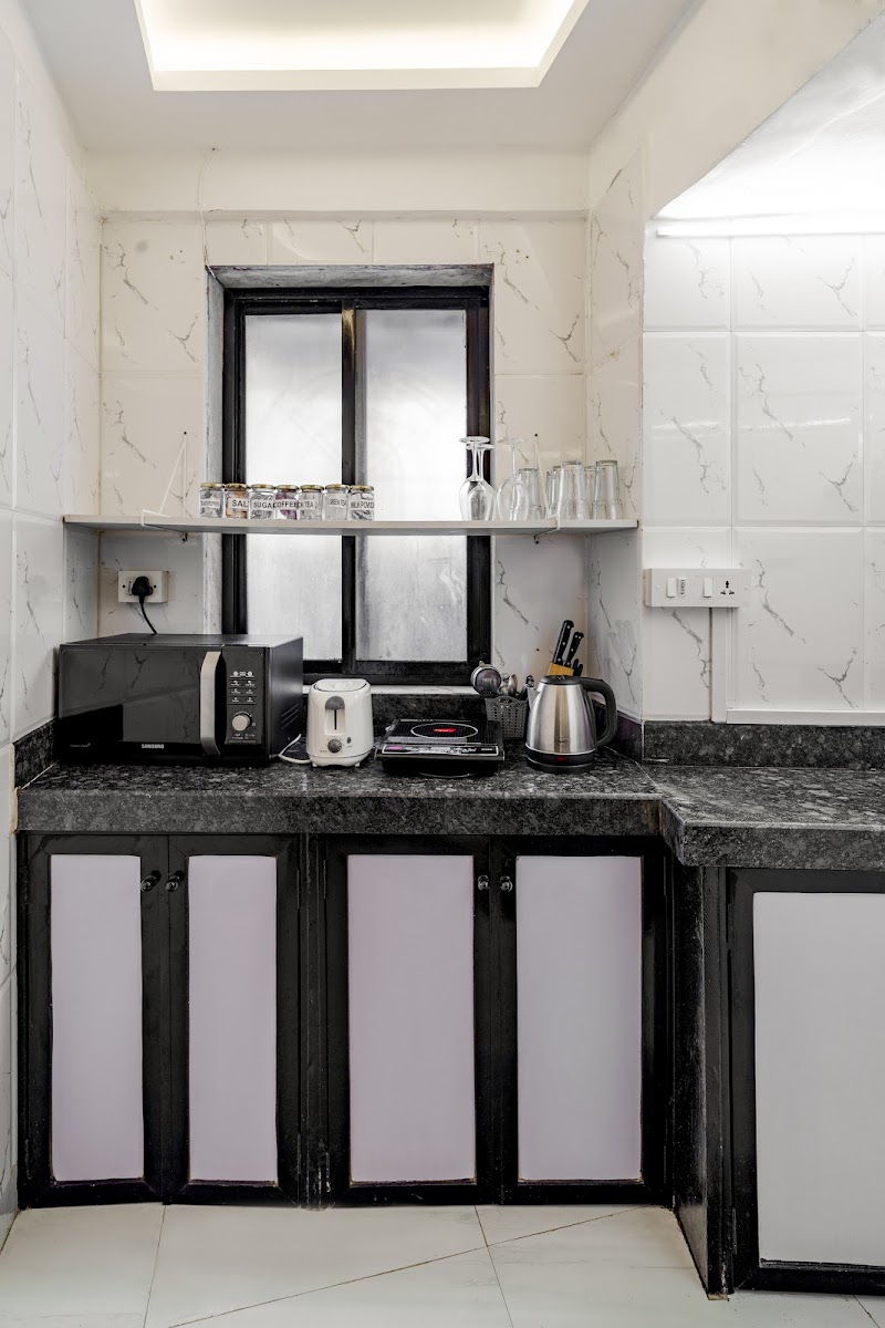 Calisto by House Oona - Calisto by House Oona Bansi Kunj Apartments, 67, Khar, Chuim Village, Danda, Khar West, Mumbai, Maharashtra 400052, India