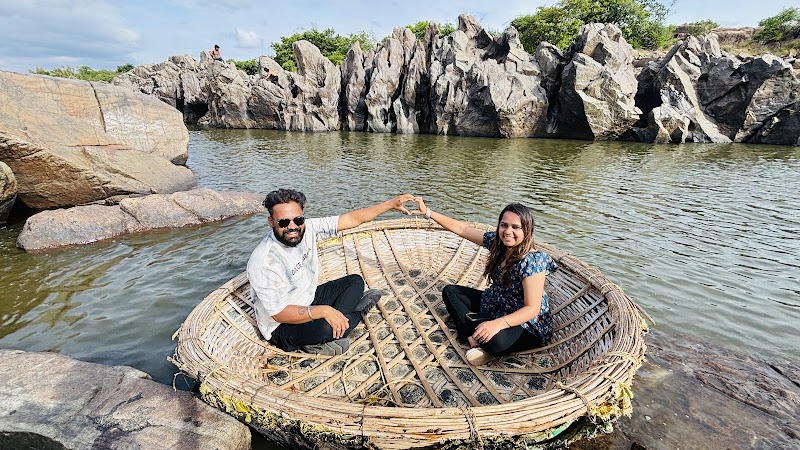 Sanapur TB River coracle ride - Sanapur TB River coracle ride 8CWP+73W, Sanapur, Karnataka 583234, India