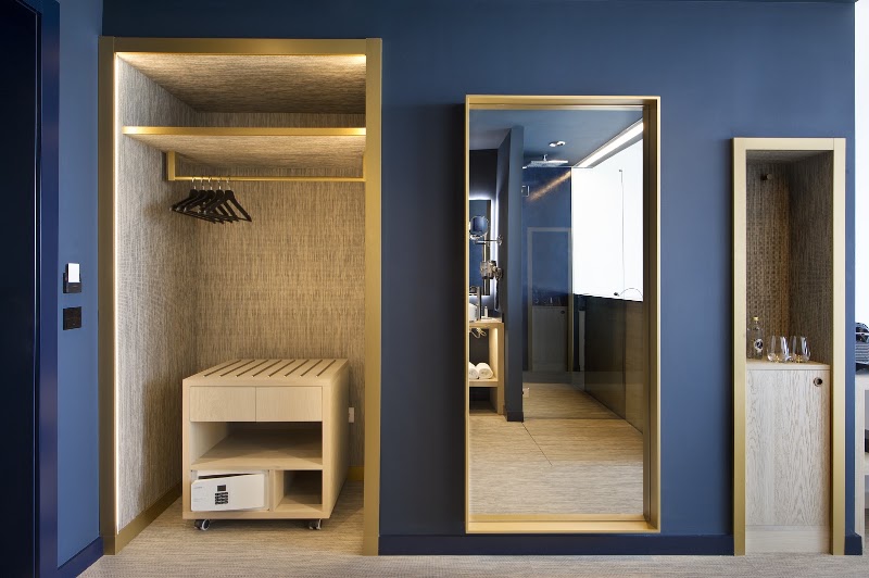 Hotel boutique dONNA - Hotel boutique dONNA Pg. Marítim, 171, 08860 Castelldefels, Barcelona, Spain