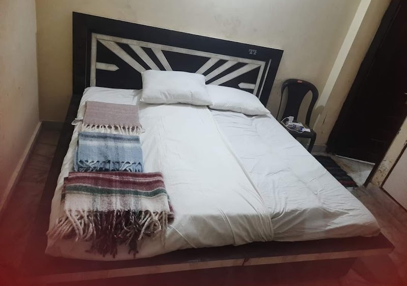 Bharat PG - Sector 66 Noida ( PG & Single Rooms ) - Bharat PG - Sector 66 Noida ( PG & Single Rooms ) M - 107, Gali No. 7, Block M, Mamura, Sector 66, Noida, Uttar Pradesh 201309, India