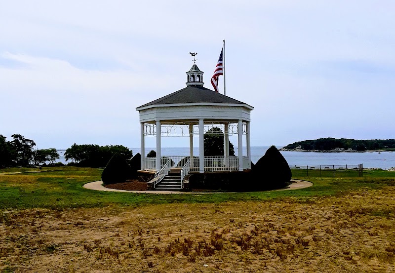 Stage Fort Park