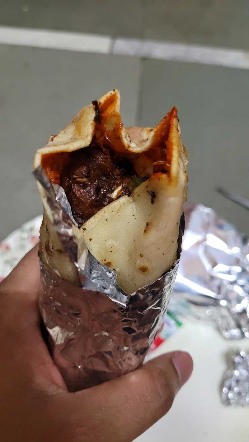Bombay Binge - Bombay Binge, 9 Krishna Niwas, Bomanji Master Rd,New Resham Bazar, Post Office Lane, Marine Lines East, Tak Wadi, Lohar Chawl, Kalbadevi, Mumbai, Maharashtra 400002, India