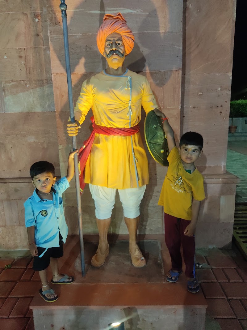 Freedom Park - Freedom Park, Railway, Station Rd, near Hospet, Hosapete, Karnataka 583201, India
