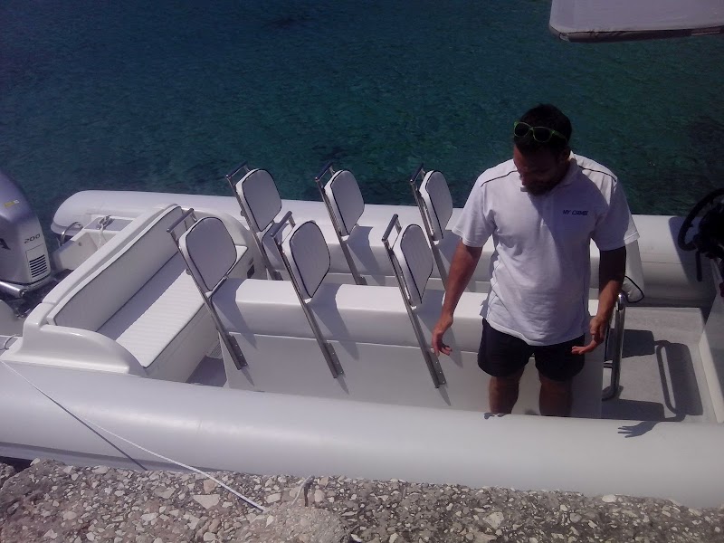Ilirio's Hvar Tours - Ilirio's Hvar Tours Poljana Grgura Ninskog 9, 21000, Split, Croatia