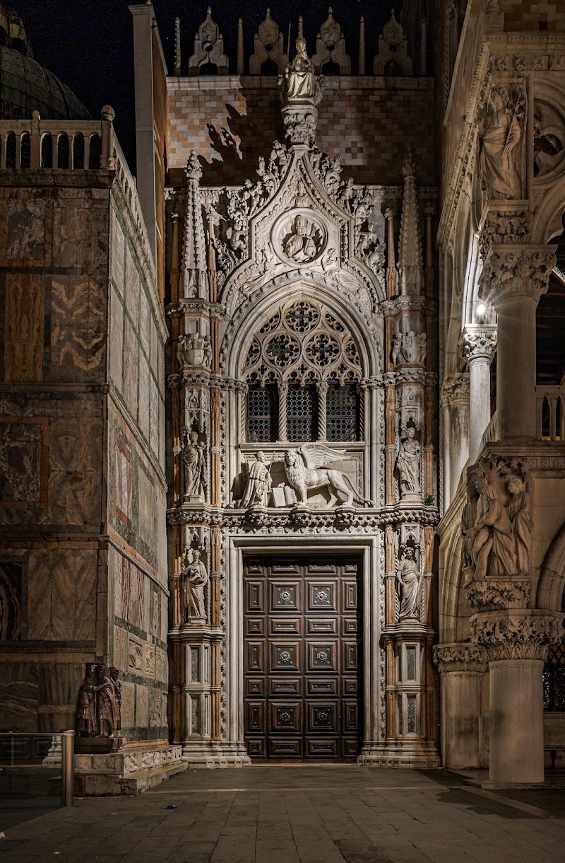 Carta Gate