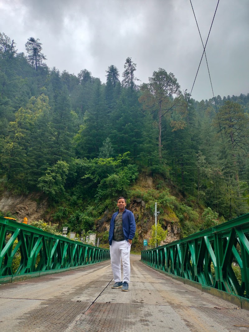 Raj joshi home - Raj joshi home, JCRM+3GR, Tirthan Valley Rd, Pekhri, Tindar, Himachal Pradesh 175123, India