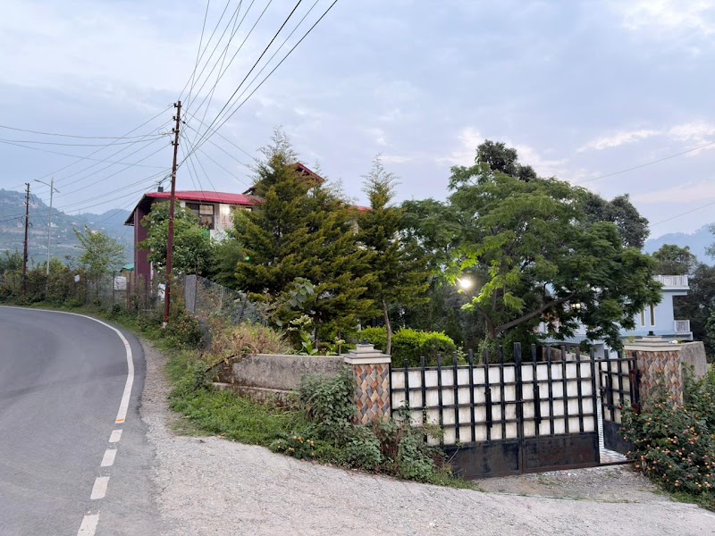 Naldamyanti Homestay - Naldamyanti Homestay, Near sunny lake main gate naldamyanti, Suriyagaon Rd, tal, Bhimtal, Sukha, Uttarakhand 263132, India
