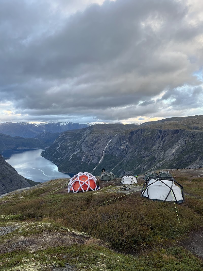 Trolltunga Adventures - Trolltunga Adventures Skjeggedalsvegen 17, 5770 Tyssedal, Norway