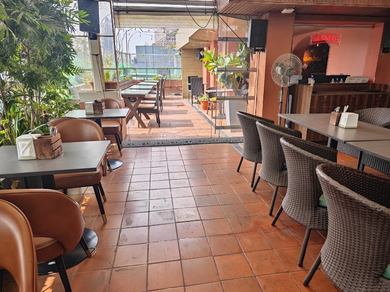 Highgarten Pub - Highgarten Pub 3rd floor, 53, Church St, above Starbucks, Haridevpur, Shanthala Nagar, Ashok Nagar, Bengaluru, Karnataka 560001, India