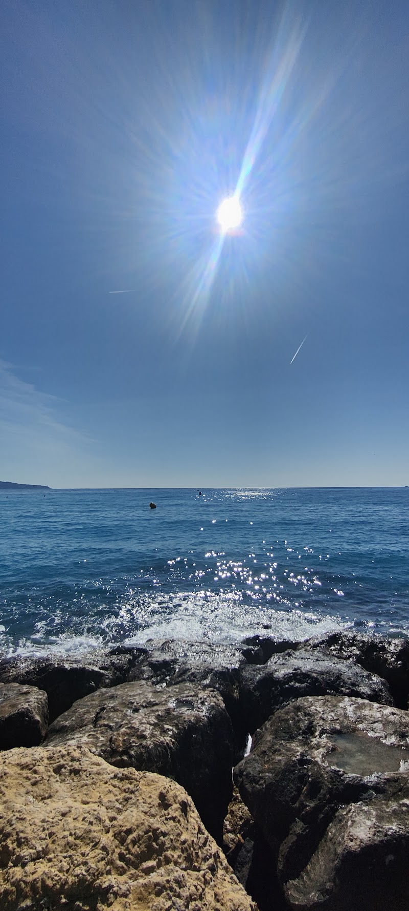 Plage Publique de la Lanterne,chiens autorisés - Plage Publique de la Lanterne,chiens autorisés 300 Prom. des Anglais, 06200 Nice, France
