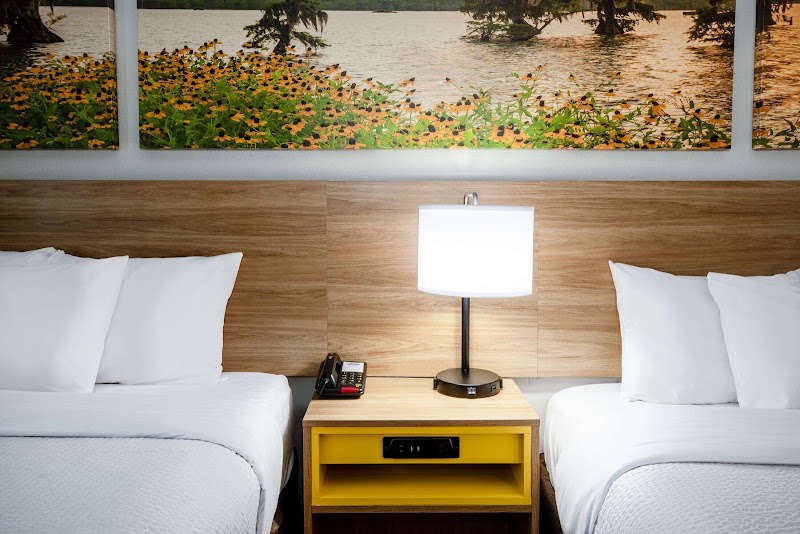 Days Inn by Wyndham Baton Rouge/I-10 - Days Inn by Wyndham Baton Rouge/I-10 10707 Honore Ln, Baton Rouge, LA 70809, USA