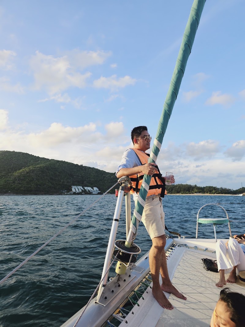 ท่าเรือฉลอง - ท่าเรือฉลอง, R8CV+8QV, Chalong, Mueang Phuket District, Phuket 83000, Thailand