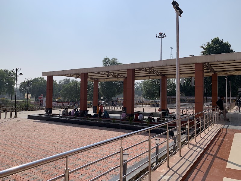 Mau Junction - Mau - Mau Junction - Mau, Jn, Railway Line Road, Railway Colony, Mau, Uttar Pradesh 275101, India