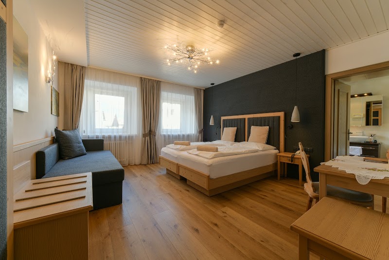 St Christina - St Christina Streda Chemun, 43, 39047 Santa Cristina Valgardena BZ, Italy