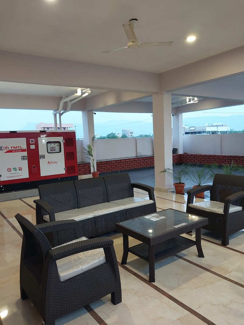 Hotel LK Grand Home - Hotel LK Grand Home PLOT NO.189,JANACHAITHNYA HOUSING LAYOUT OPPOSIE TO OLLECTOR, OFFICE,TICHANOOR, Konkachennaiahgunta, Tiruchanur, Andhra Pradesh 517503, India