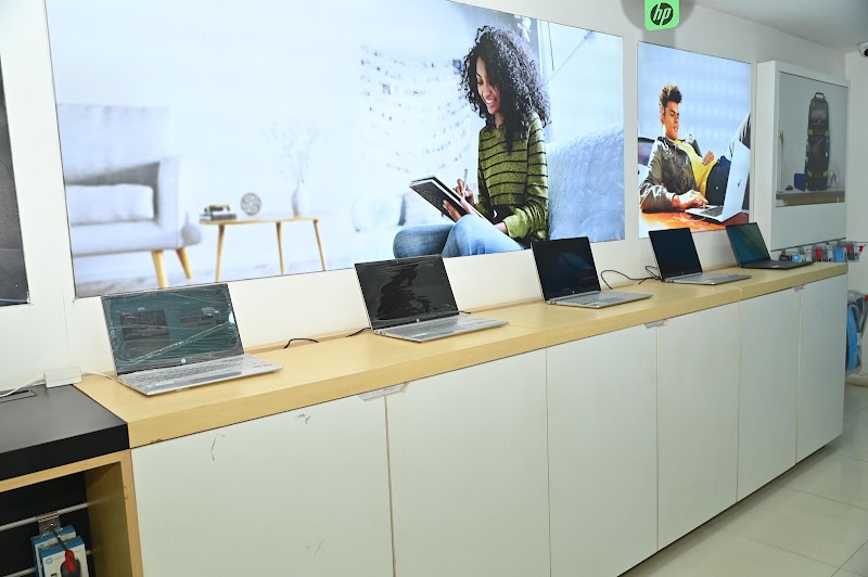 HP World - Sambalpur - HP World - Sambalpur Ground Floor, Buddha Raja, Ainthapali Rd, S.R.I.T. Colony, Budharaja, Sambalpur, Odisha 768004, India